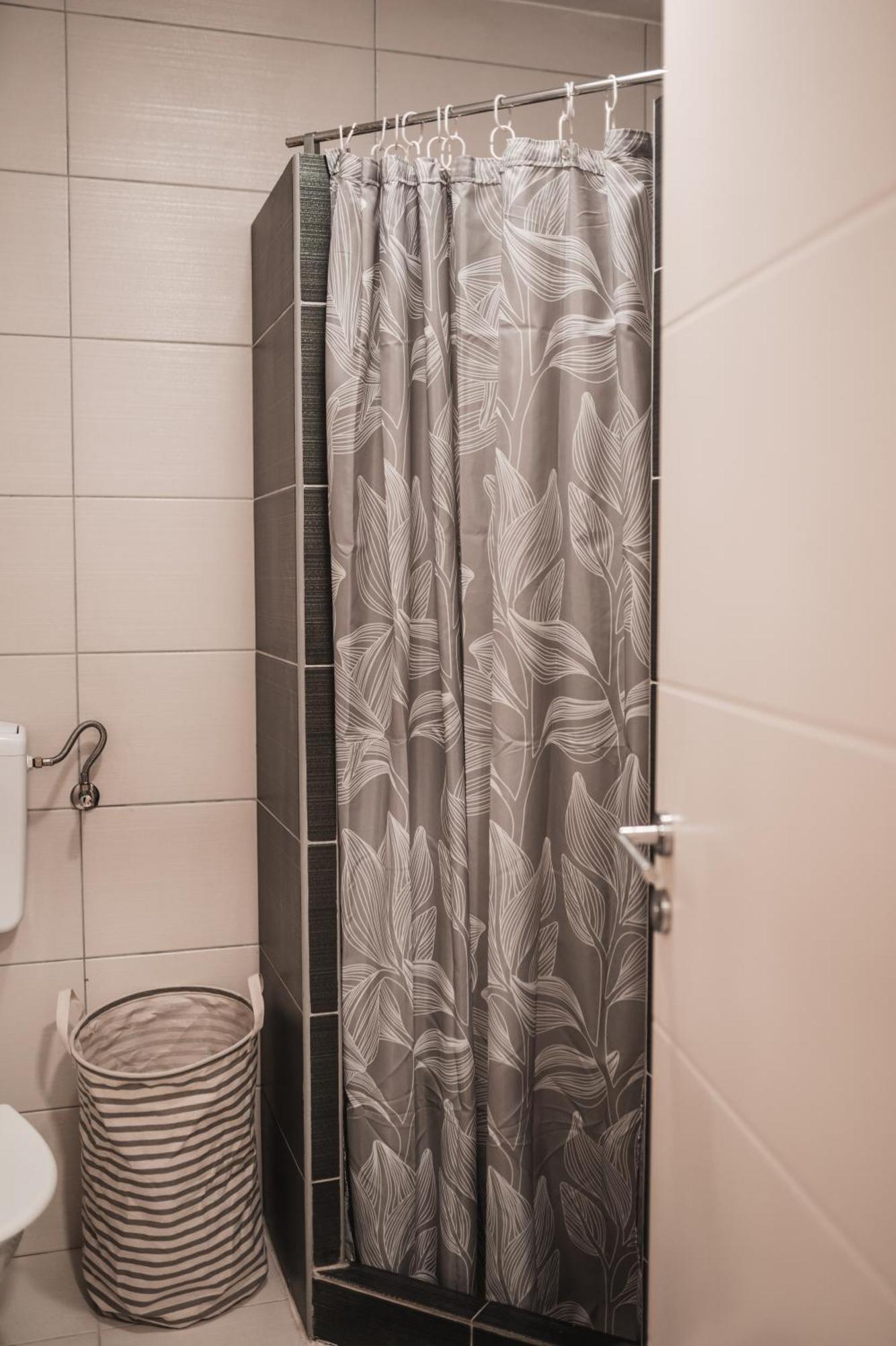 Apartman Centar Добой Екстериор снимка