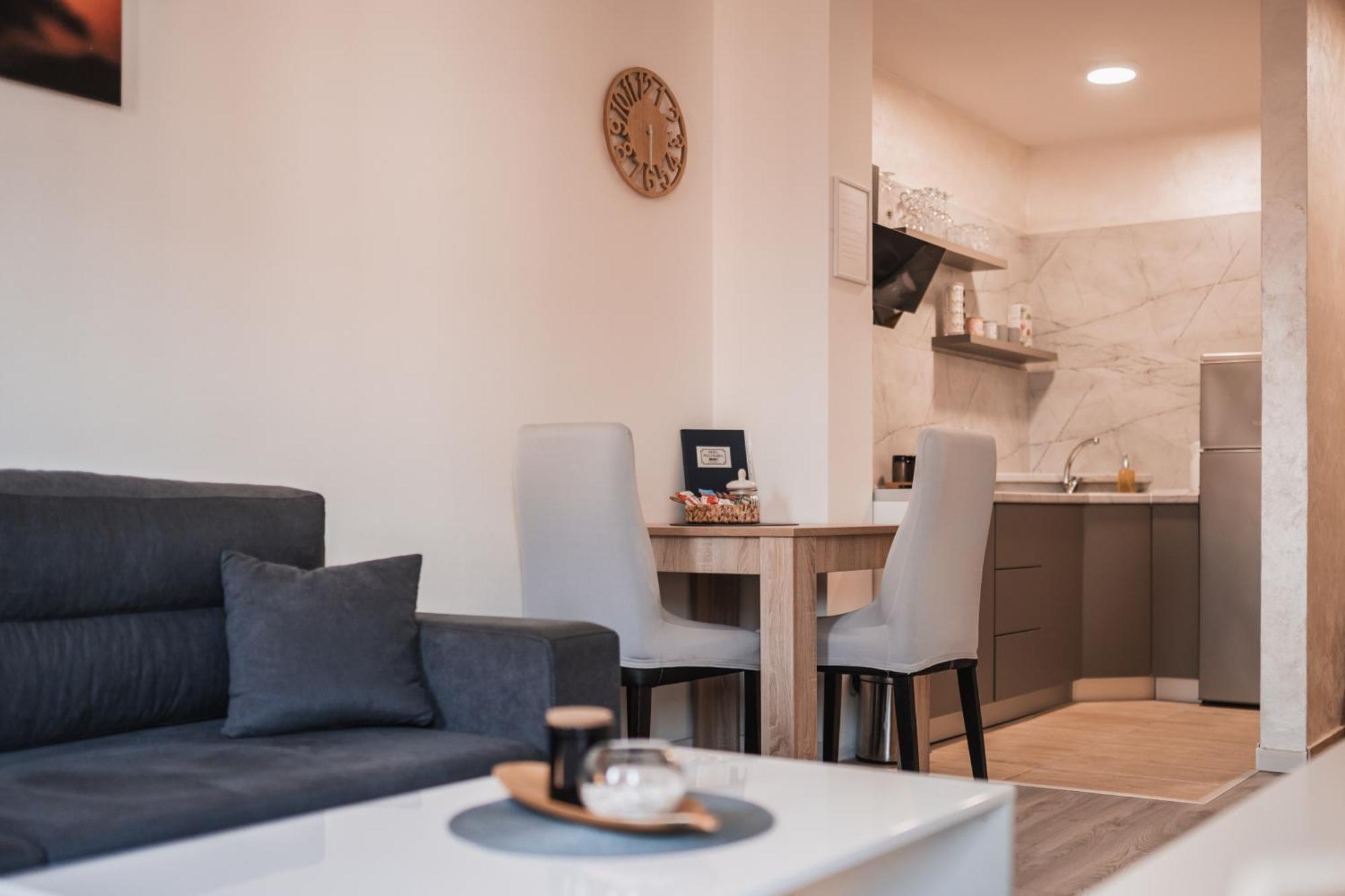 Apartman Centar Добой Екстериор снимка